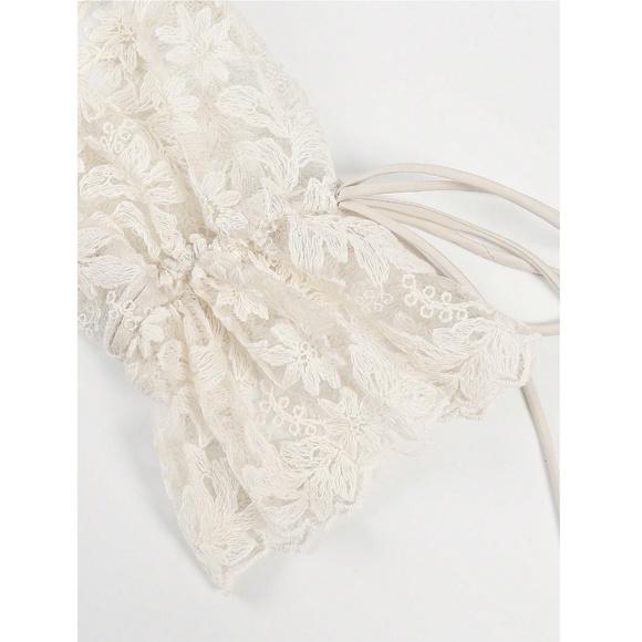 Guipure Lace on Mesh Cream V-Neck Floral Pattern Button Down Shirt - Picture 8 of 10